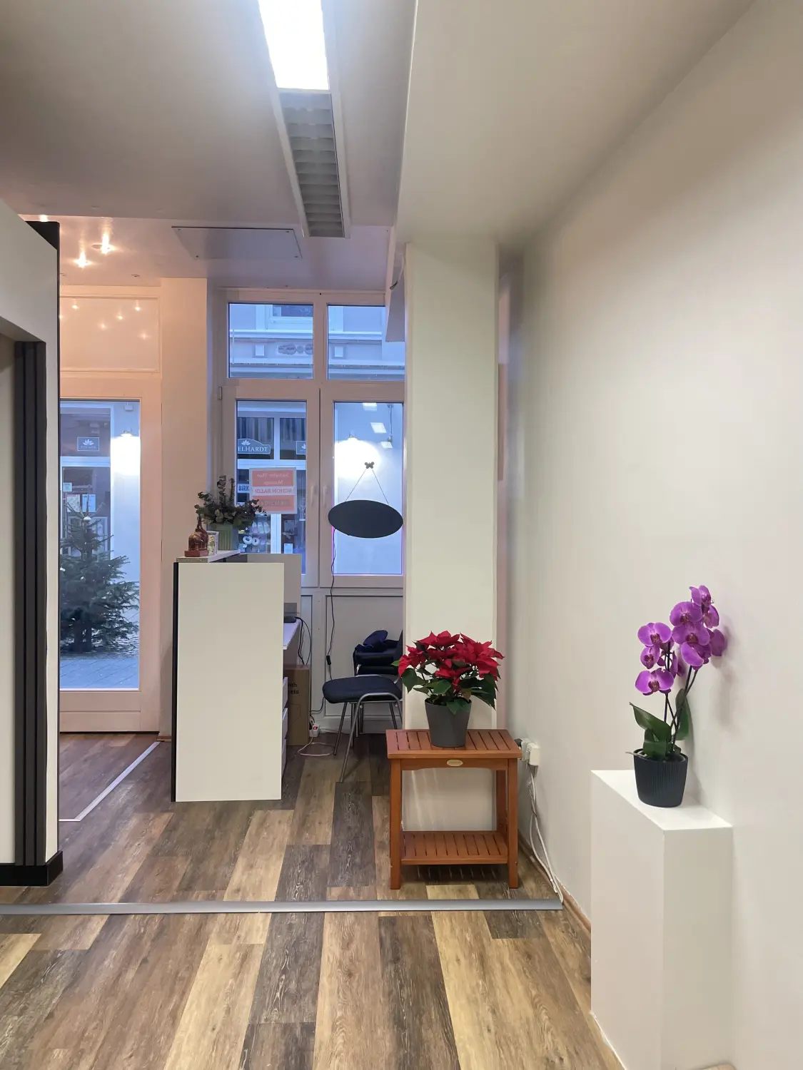 Büro von sadudee thai massage